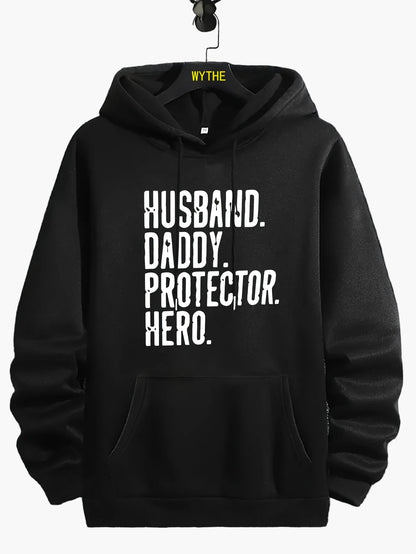 Herr Hoodie med Text – Husband Daddy Protector Hero – Casual Stil för Fars Dag och Familjeaktiviteter