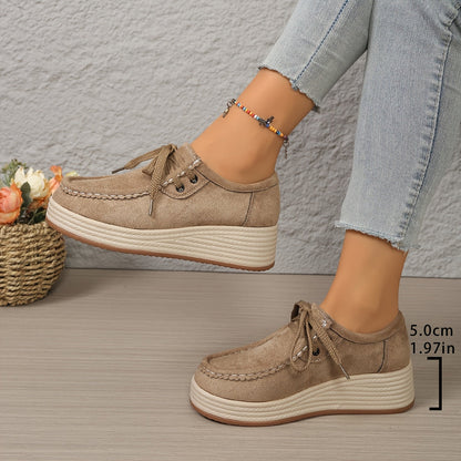 Dam Sneakers med Platåsula – Trendiga Lågskor för Vardagsbruk