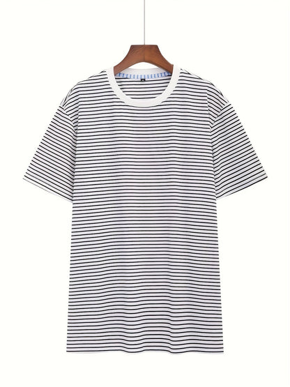 Herr T-shirt med horisontella ränder – Stilren och mångsidig vardagsstil