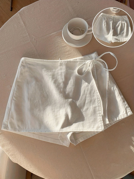 Dam Skort för Strand och Semester – Omlottstil med Knytband, Mini Kjol med Shorts