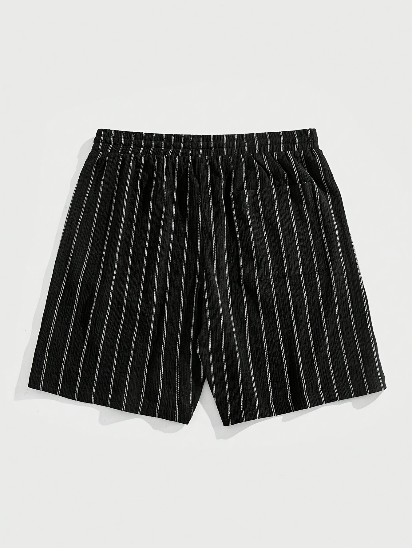 Herr Shorts med Smala Ränder – Avslappnad och Trendig Stil för Fritid eller Sport