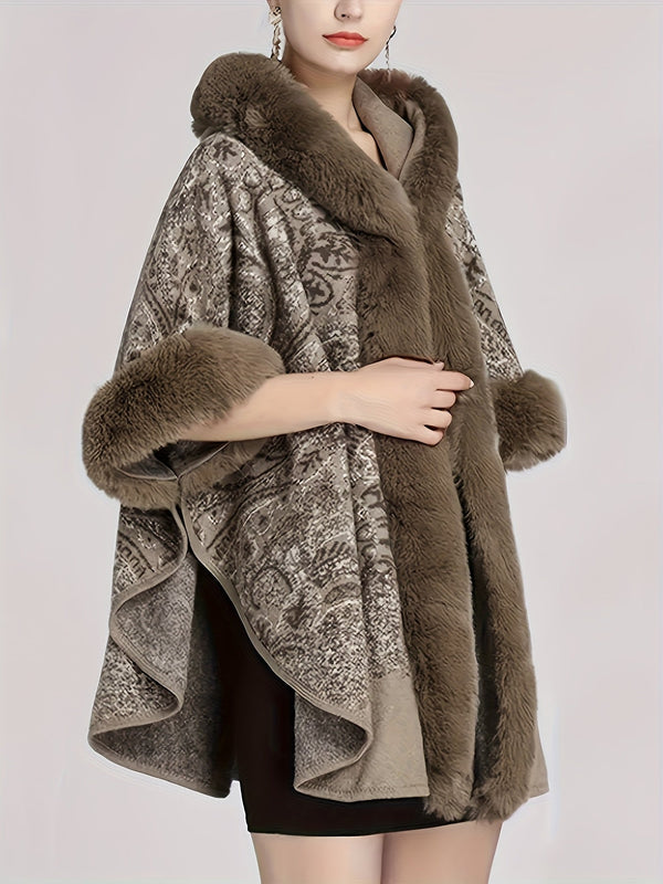 Mönstrad Poncho med Fuskpälsdetaljer och Huva Brun