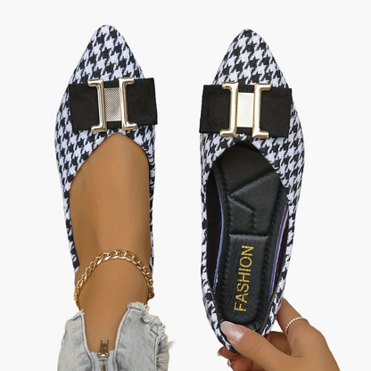 Damers eleganta loafers med spetsig tå och hundtandsmönster – Perfekta vardagsskor med dekorativ detalj