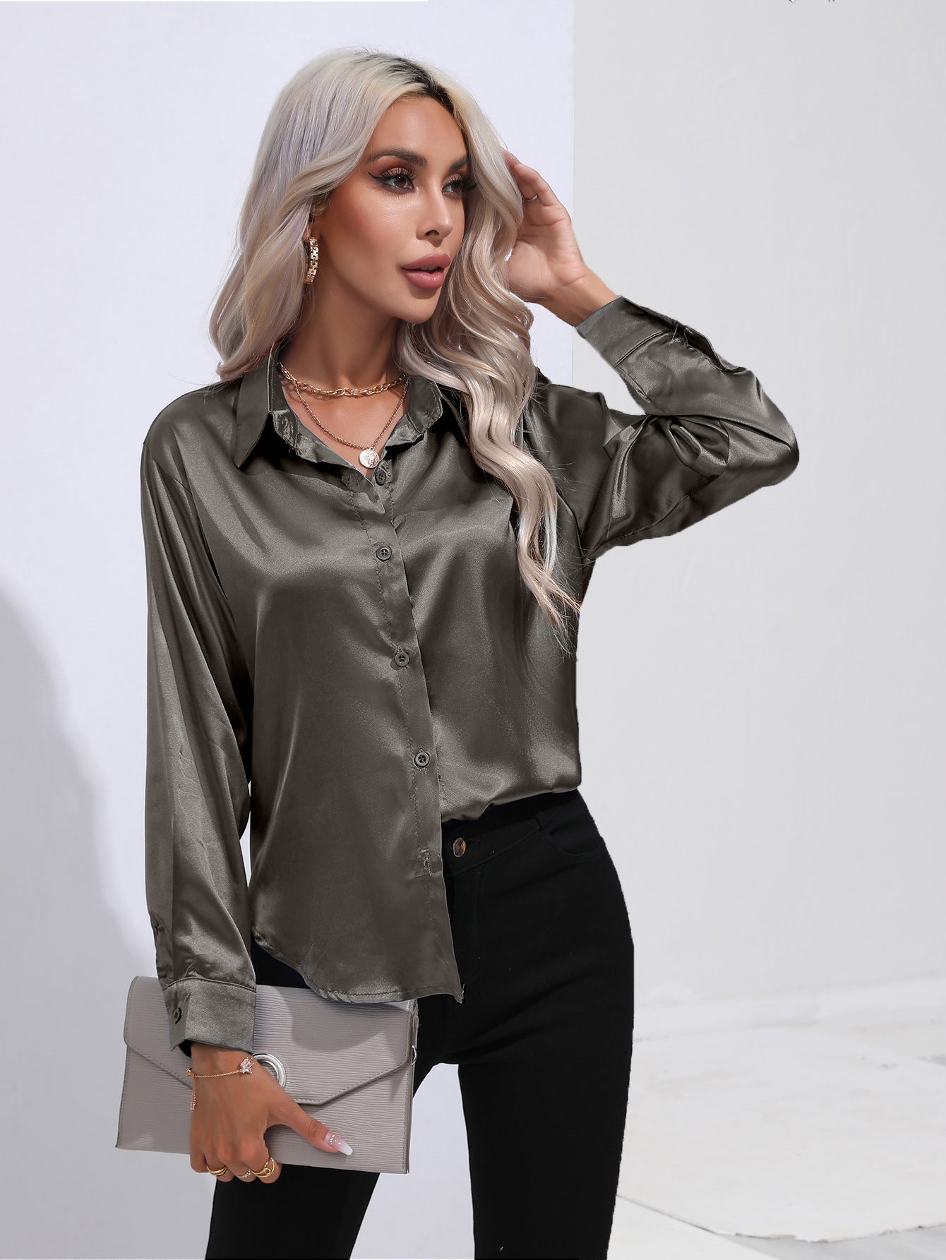 Juliet – Satinblus för kvinnor