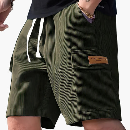 Herrshorts med avslappnad passform och fickdetalj – Perfekta för vardag och fritid