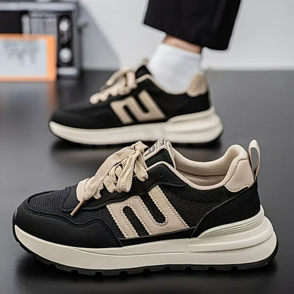 Herrsneakers med modern design för vardagsbruk och sportig stil
