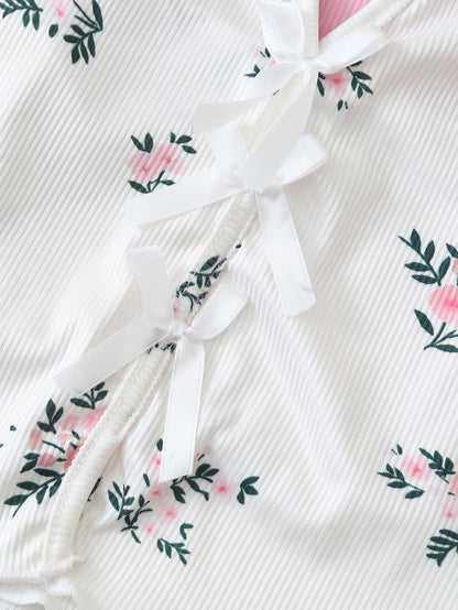 Damernas blommiga pyjamasset med shorts och topp – Somrig och söt nattkläder
