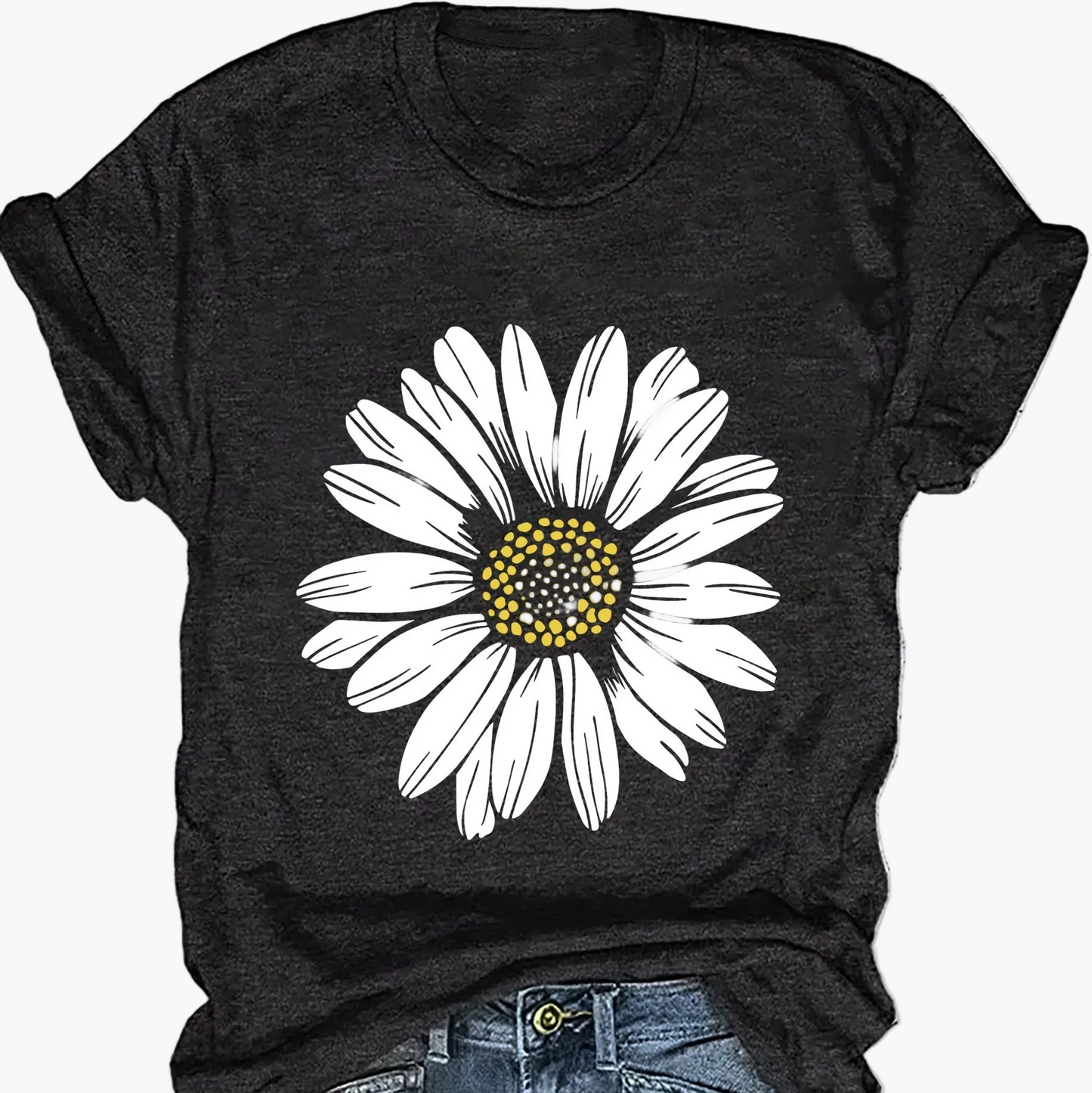 Dam T-shirt med Stor Prästkrageblomma – Avslappnad och Trendig Sommarstil