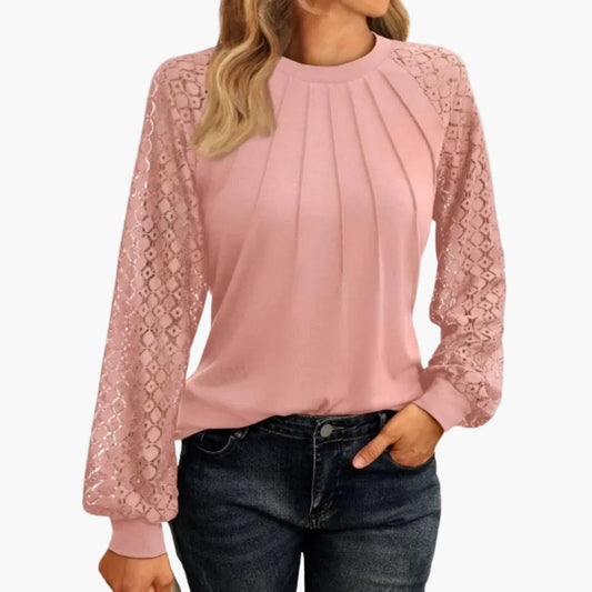 Dam Blus med Långärmade Spetsärmar och Elegant Veckad Front – Perfekt för Kväll och Kontor