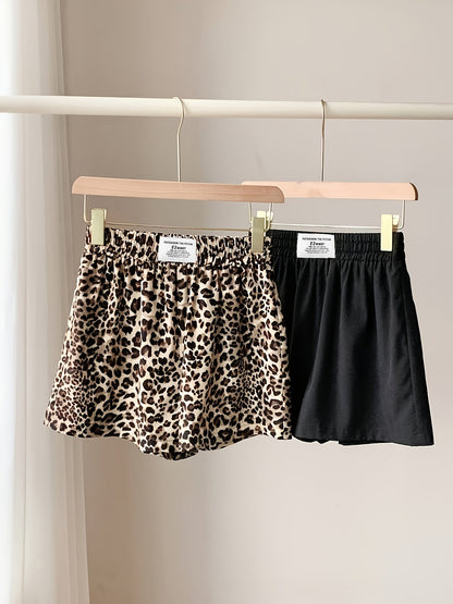 Damshorts med lös passform, leopardmönster och svarta – avslappnad sommarstil