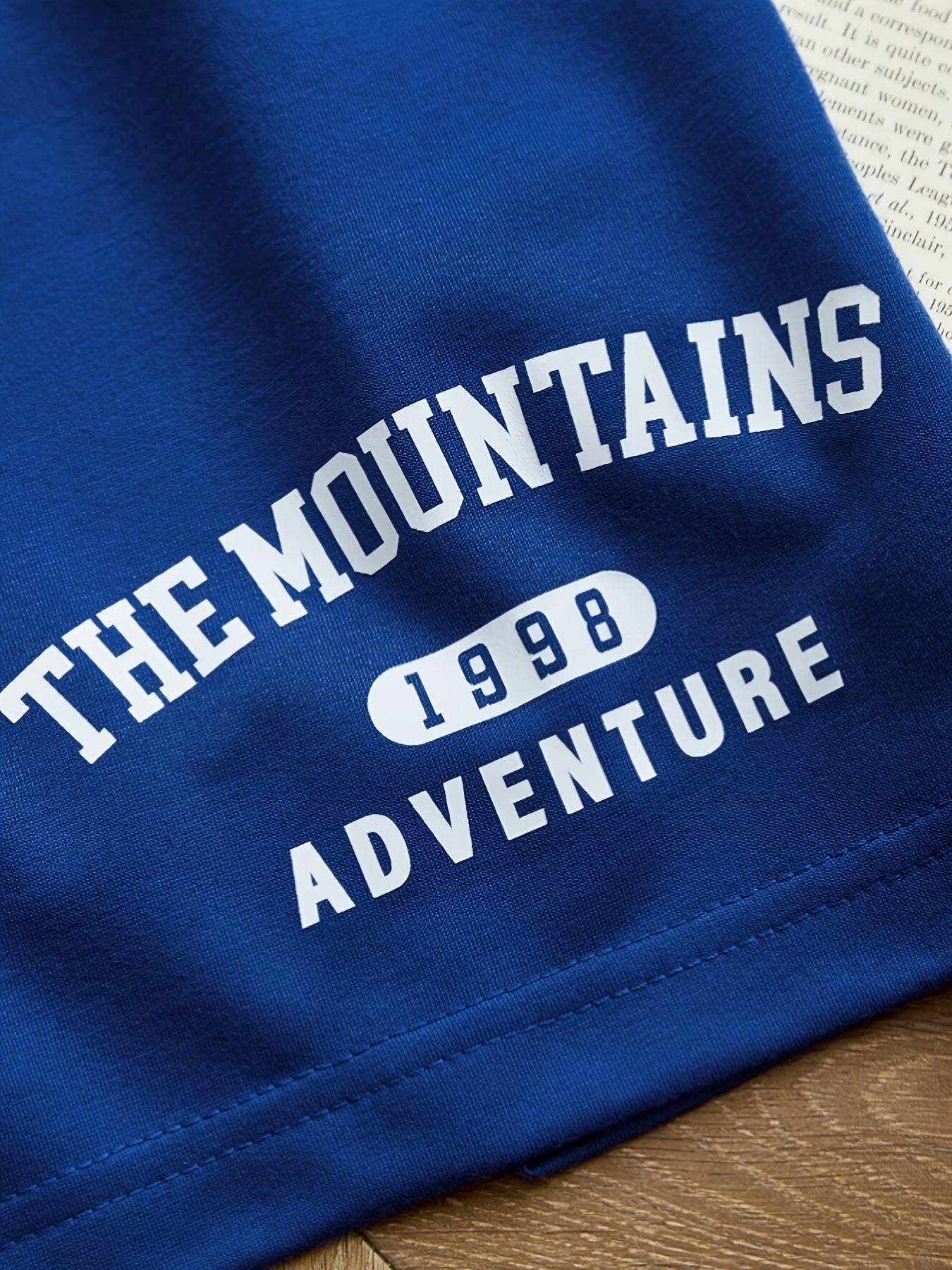 Damenset Sportigt Linne och Shorts – The Mountains Adventure – Fritid & Träning