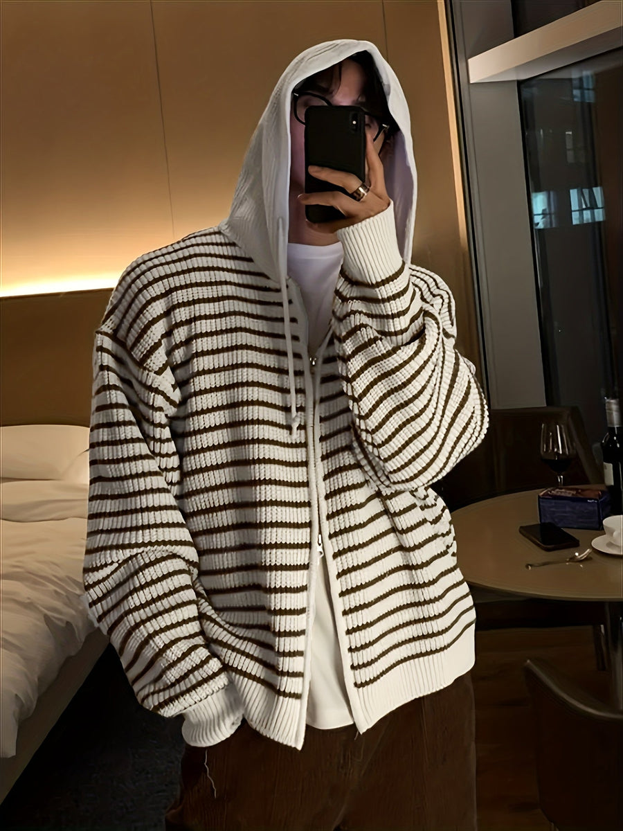 Hoodie med dragkedja, stickad tröja i randigt mönster