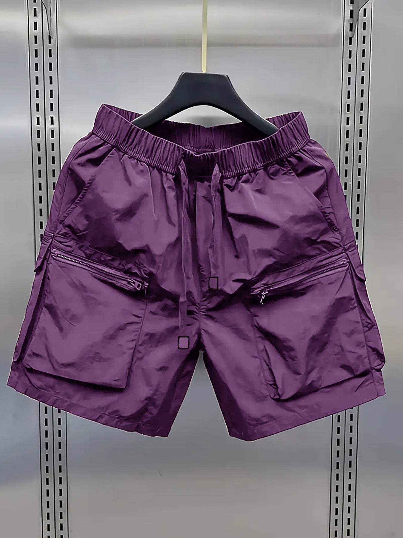 Herrarnas avslappnade cargoshorts med stora fickor och dragkedja – trendig streetwear för vardag och fritid