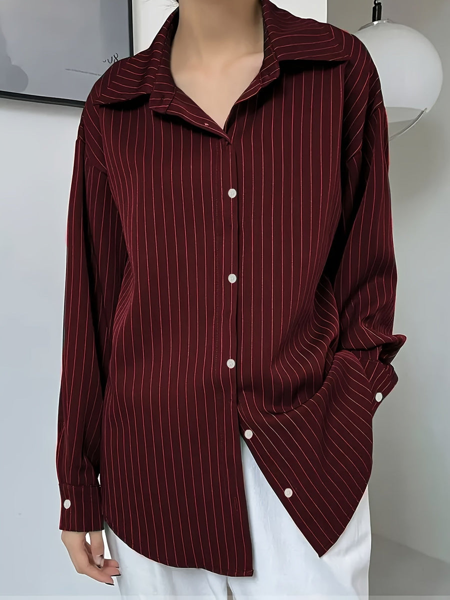Rutig skjorta i rött med klassisk krage och knappar