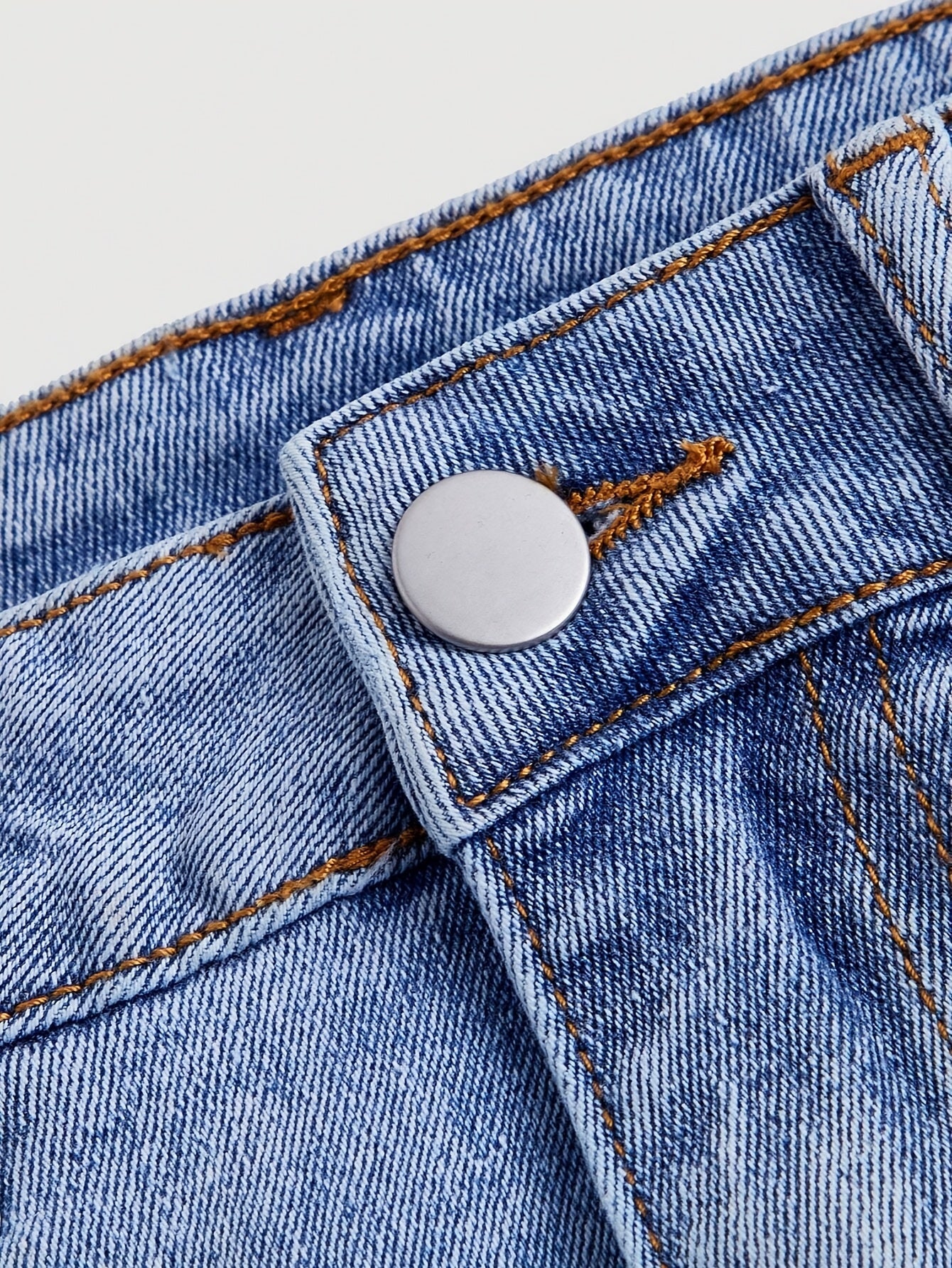 Dam Kjol Mini Elegant Denim Stil för Sommar med Fickdetalj och Dekorativa Rosetter