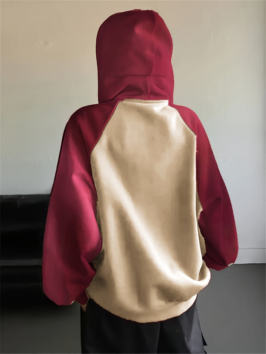 Damhoodie med dragkedja, huva och tre ränder på ärmarna