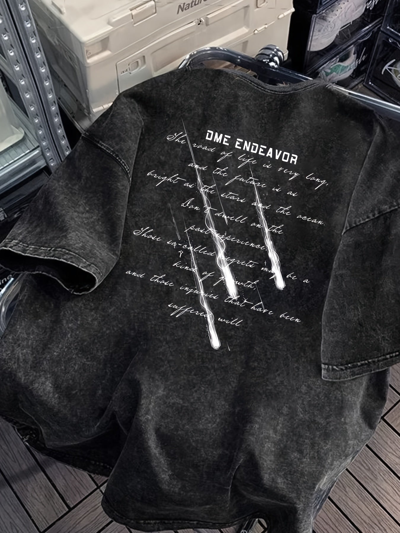 Herr T-shirt med tryck, avslappnad streetwear-stil för vardagsbruk