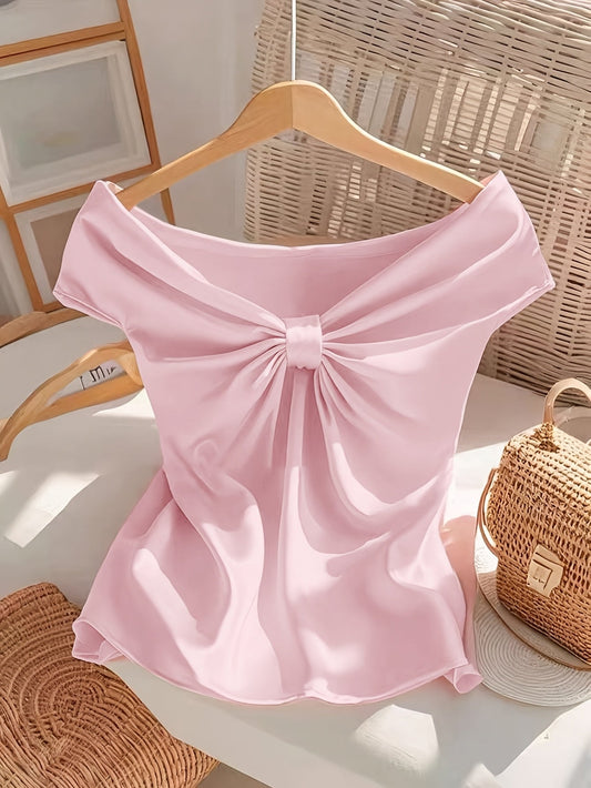 Dam Off-Shoulder Blus med Elegant Rynkdetalj och Romantisk Stil – Perfekt för Fest och Utekväll