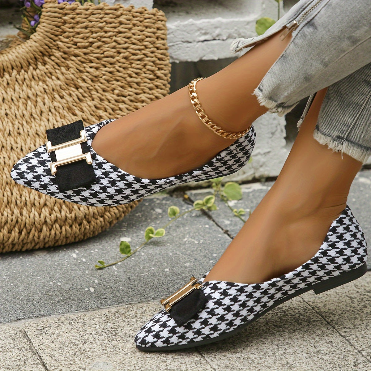 Damers eleganta loafers med spetsig tå och hundtandsmönster – Perfekta vardagsskor med dekorativ detalj