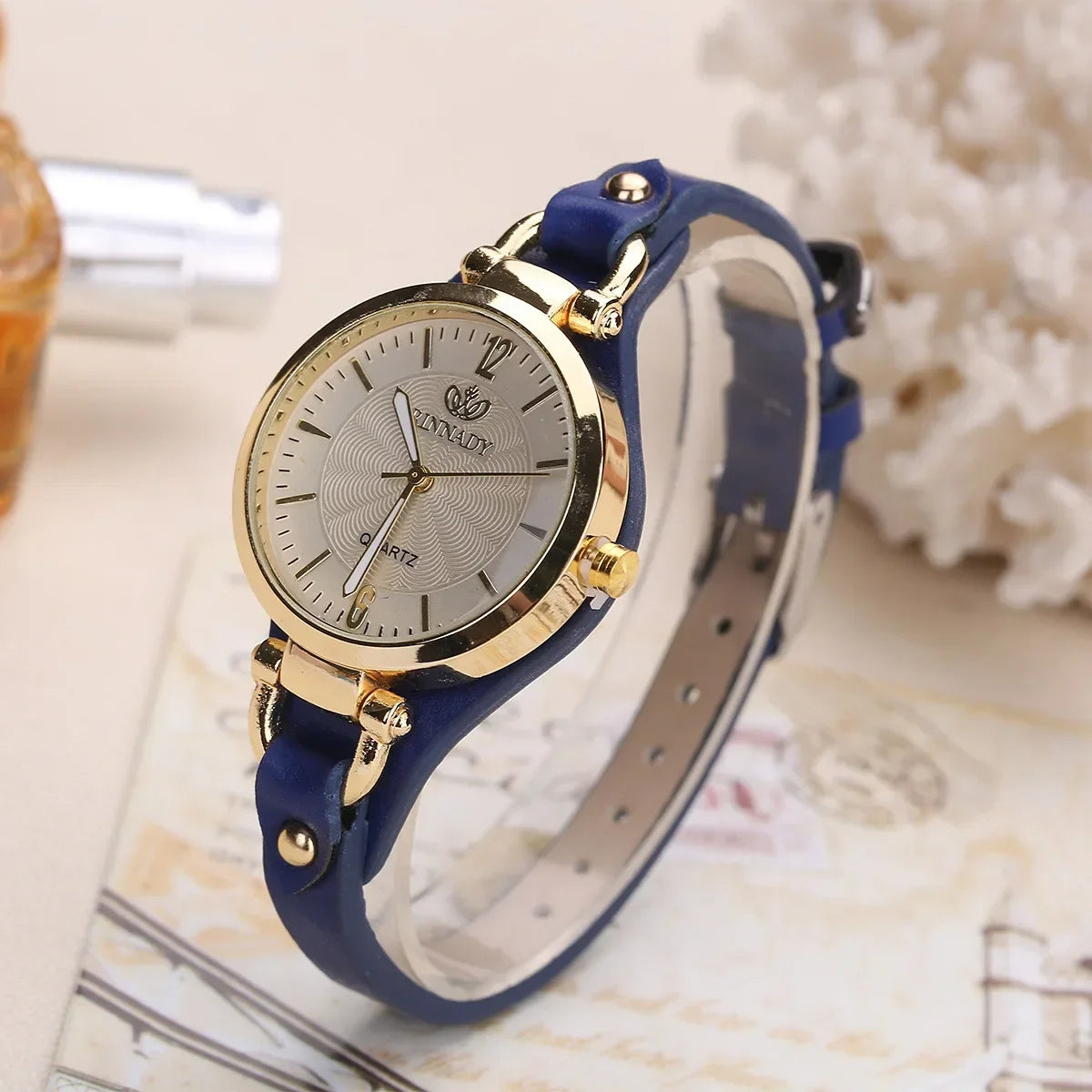 Damklocka vintage stil elegant vardagsur quartz