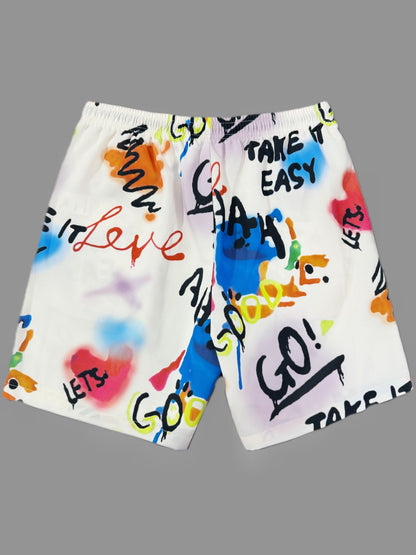 Herrshorts med graffiti-tryck och streetwear-stil för avslappnad vardag och strand