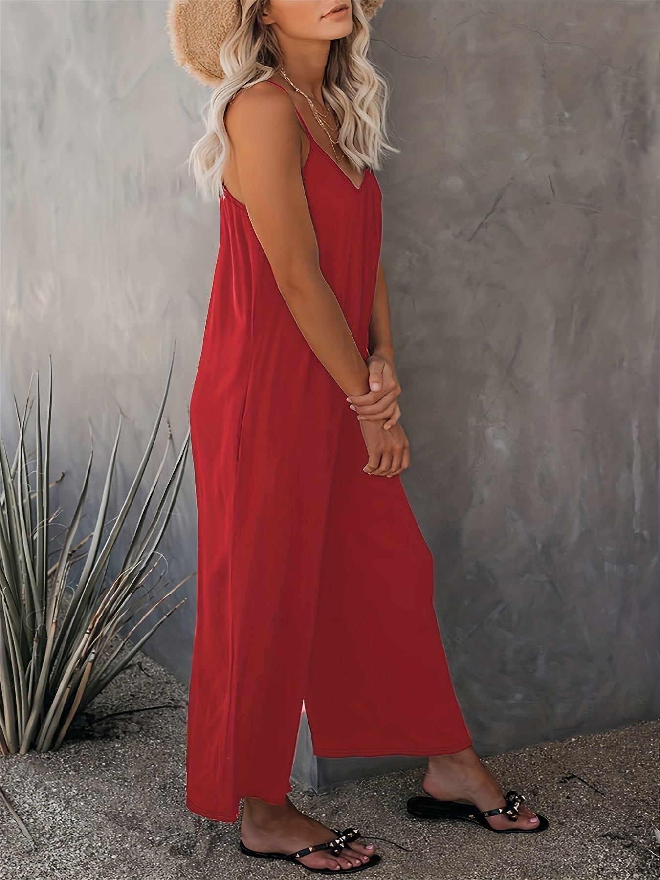 Dam Jumpsuit med Spaghettiband och Fickor – Avslappnad och Trendig Sommarstil