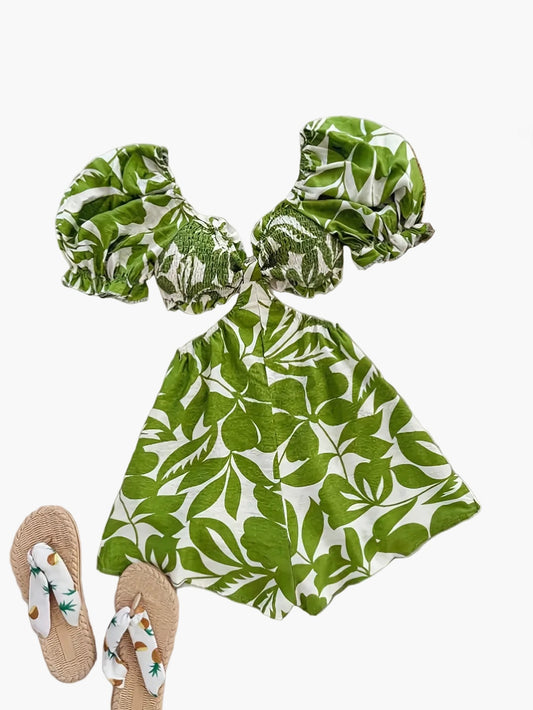Dam Playsuit med Tropiskt Bladmönster och Puffärmar – Perfekt för Sommar och Semester