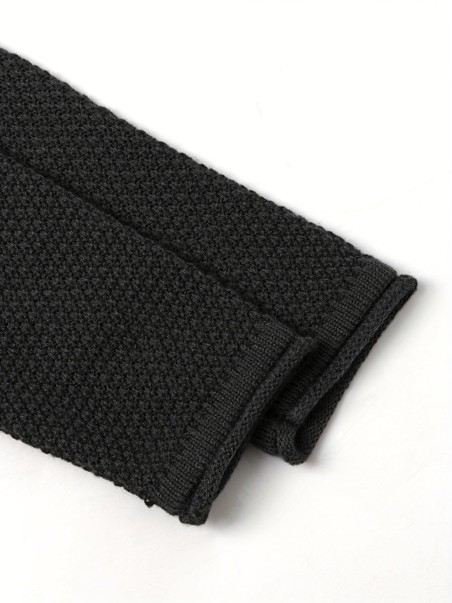 Grön Oversize Stickad Tröja med Hög Krage och Oregelbunden Fåll för Dam