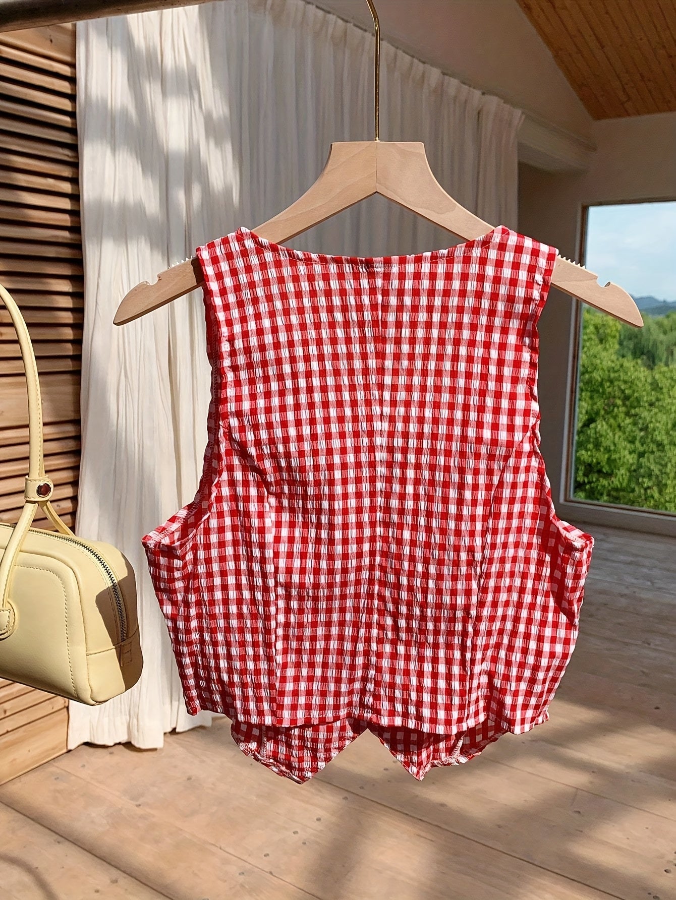 Damväst i elegant rutigt mönster, ärmlös för vår och sommar, stilren och trendig