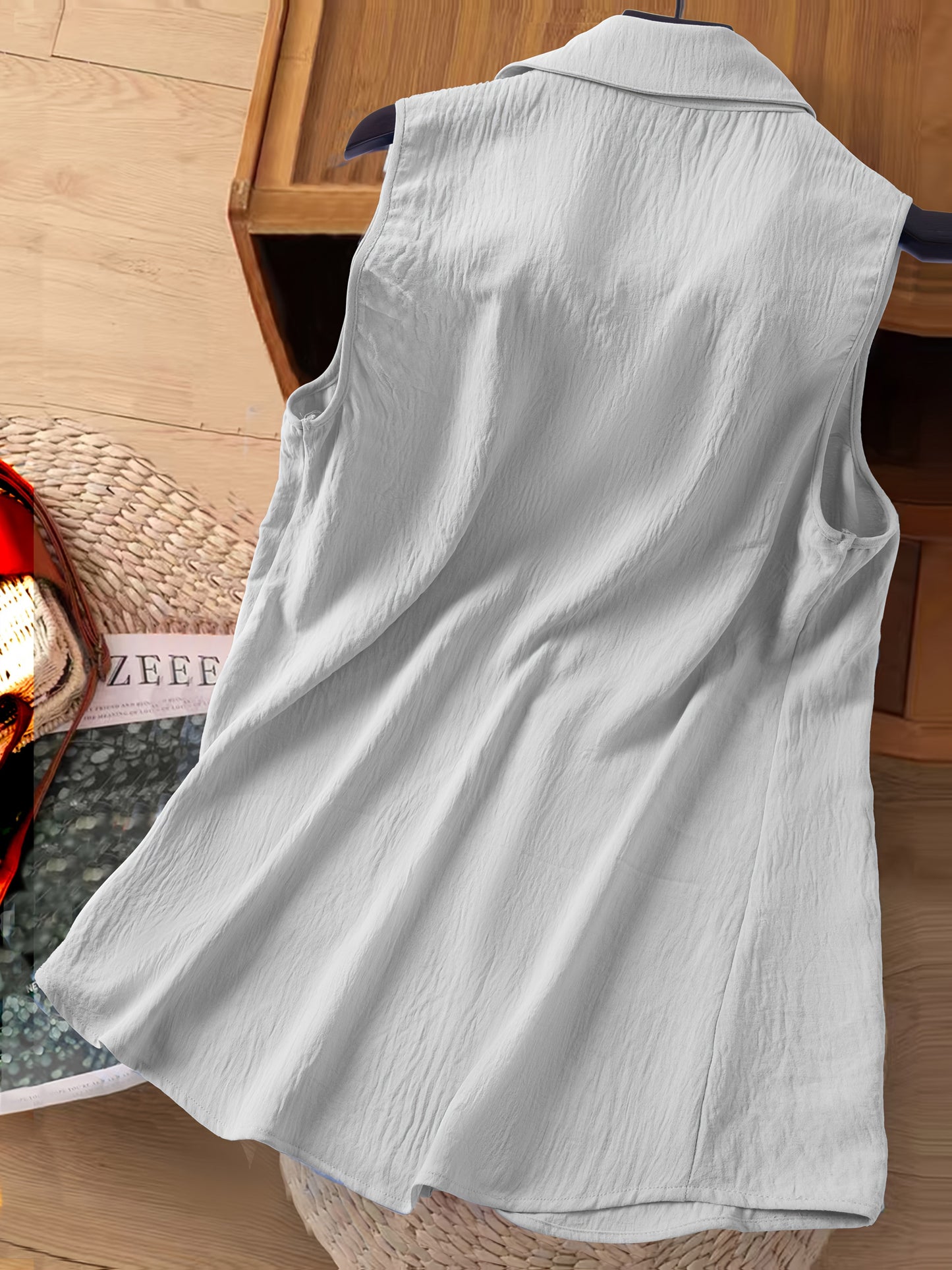Dam Ärmlös Elegant Blus med Broderade Blommor – Perfekt För Vardag och Kontor
