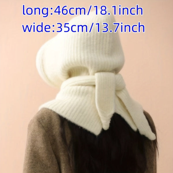 Stickad balaclava med huva och knappar i mjukt material