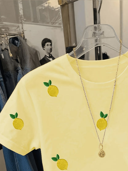 Dam T-shirt med citronbrodyr – Trendig casual stil för vardagsbruk