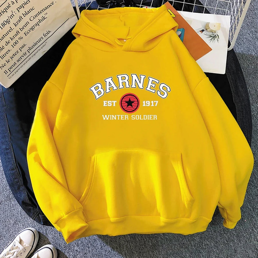 Unisex Hoodie med "Barnes Winter Soldier" tryck och magficka