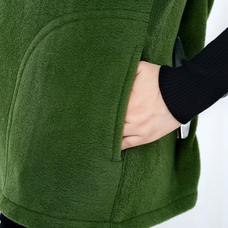 Damväst i fleece med dragkedja och hög krage