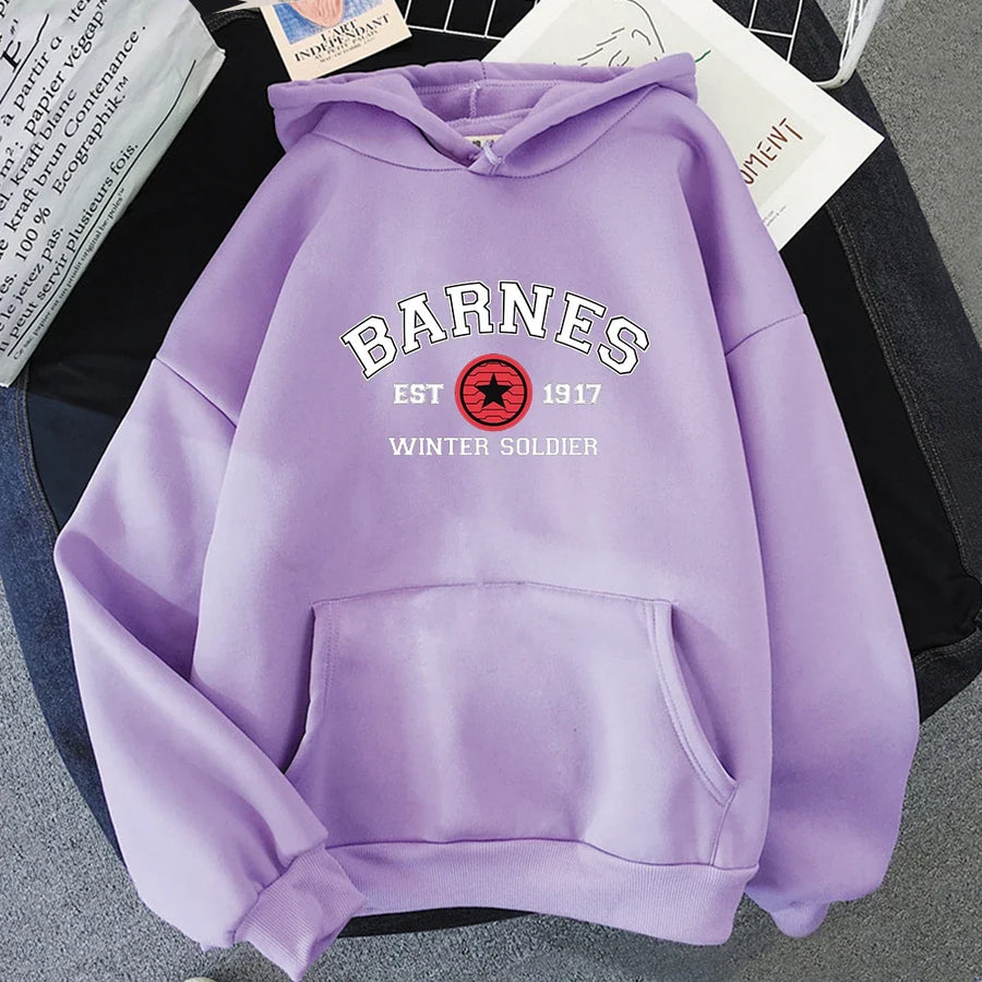 Unisex Hoodie med "Barnes Winter Soldier" tryck och magficka