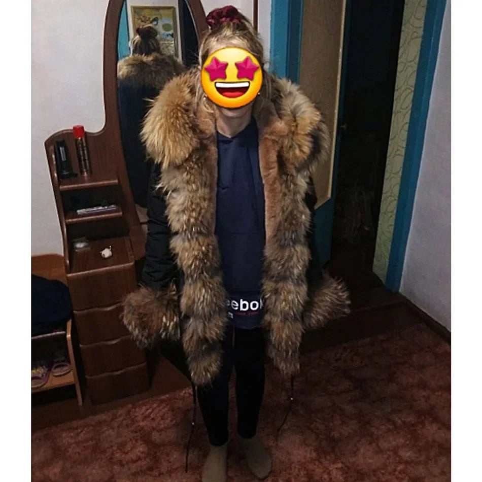 Dam vinterparkas med luva och fuskpälsdetaljer