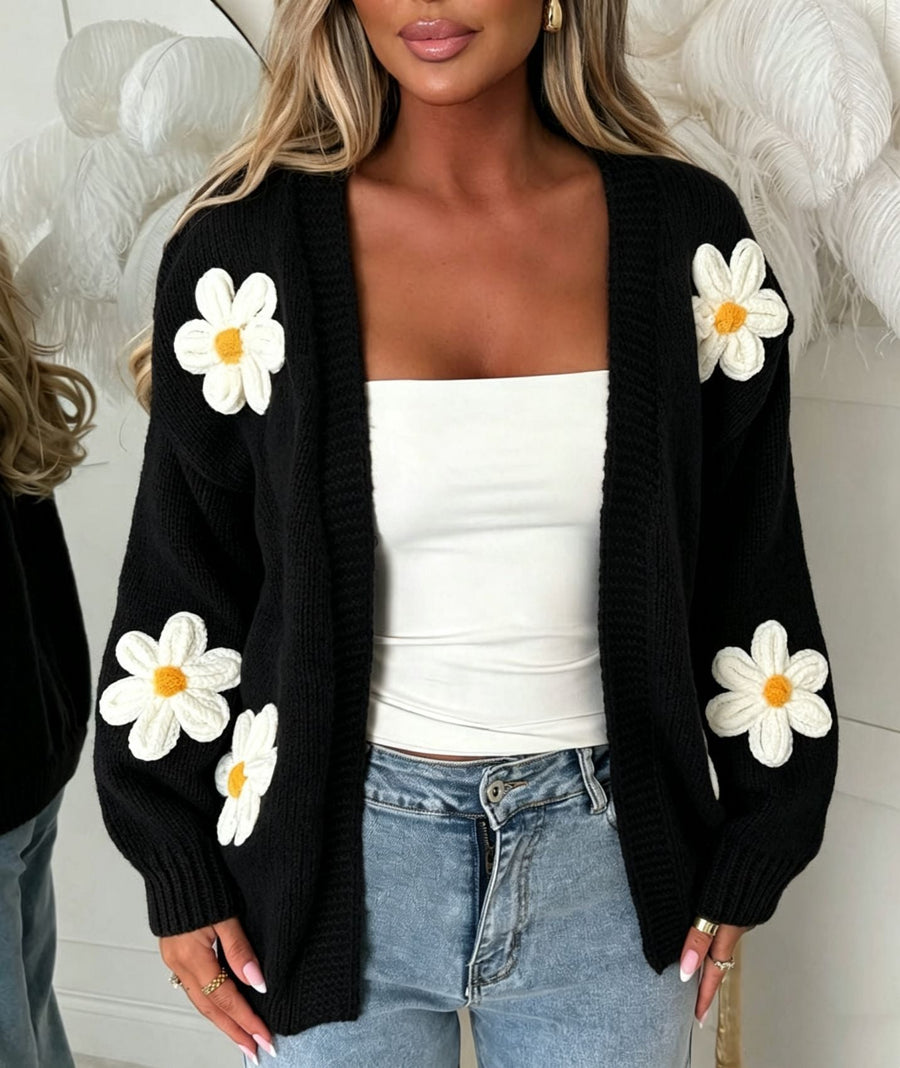 Damkofta med stickade blomdetaljer, öppen front, enfärgad design
