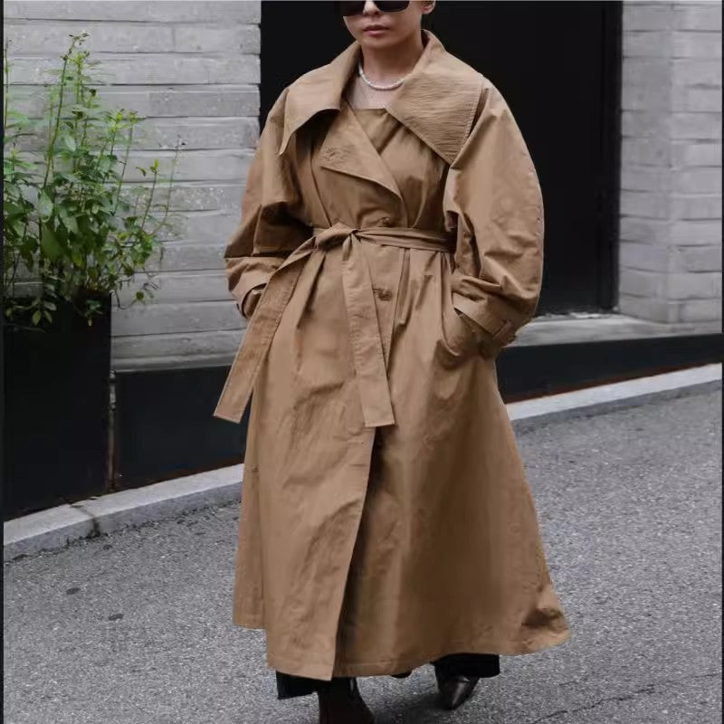 Kvinnors Trenchcoat i Khaki med Bälte och Stor Krage