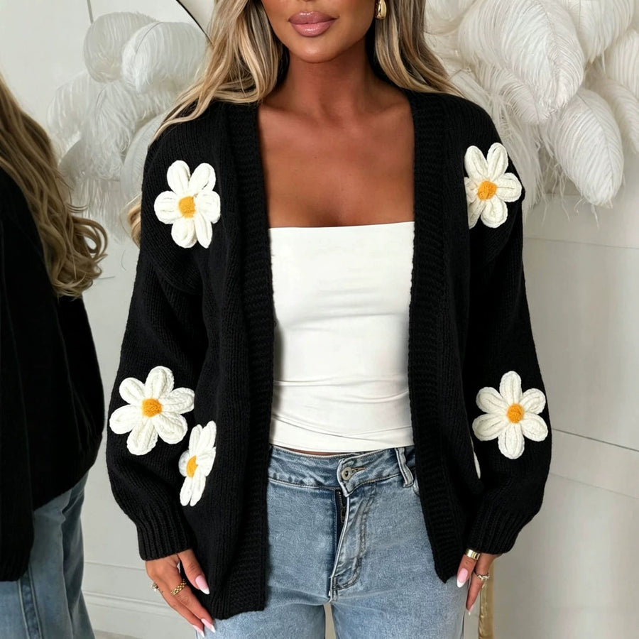 Damkofta med stickade blomdetaljer, öppen front, enfärgad design