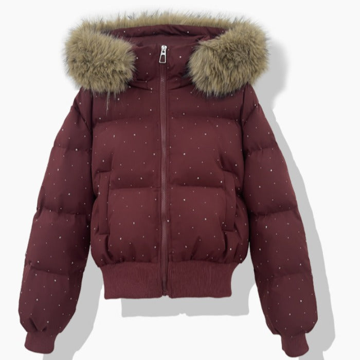 Vinterjacka med huva och fuskpäls, kort puffermodell med prickar