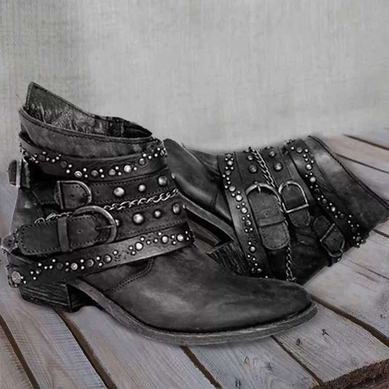 Ankelboots med Spännen, Kedjor och Nitar, distressed look
