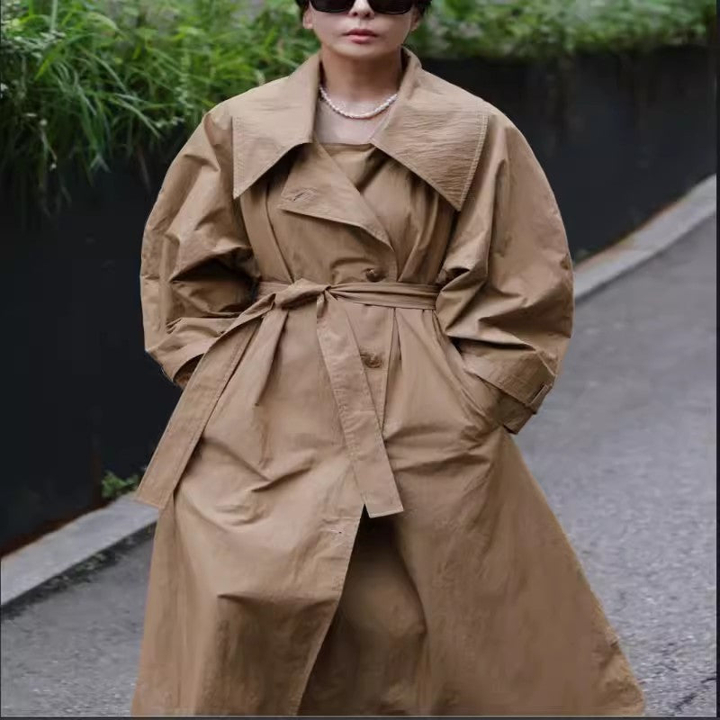 Kvinnors Trenchcoat i Khaki med Bälte och Stor Krage