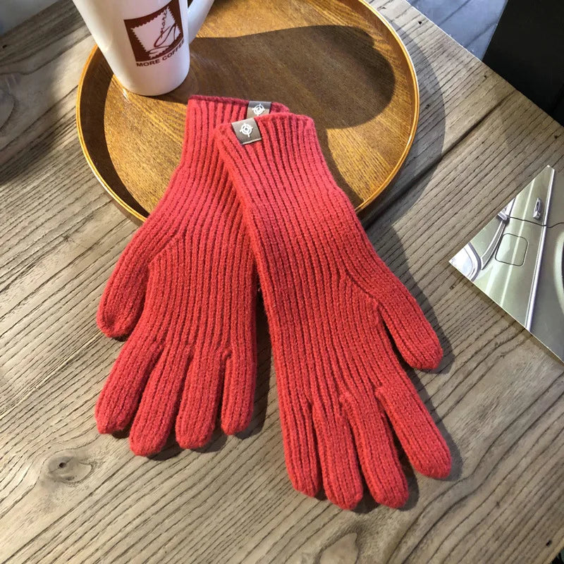 Stickade handskar i mjukt material med ribbad mudd, flera färger