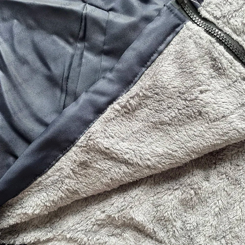 Ruth – Unisex Färgglad Katt-Print Huvtröja med Varm Fleecefoder och Konstnärlig Design