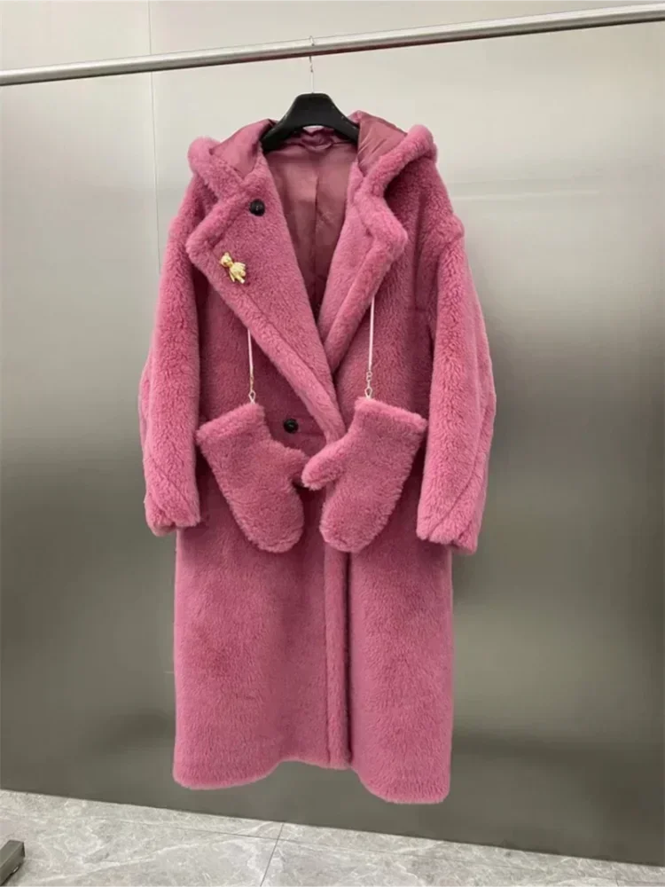 Teddykappa med luva och vantar, lång modell i mjukt material för dam