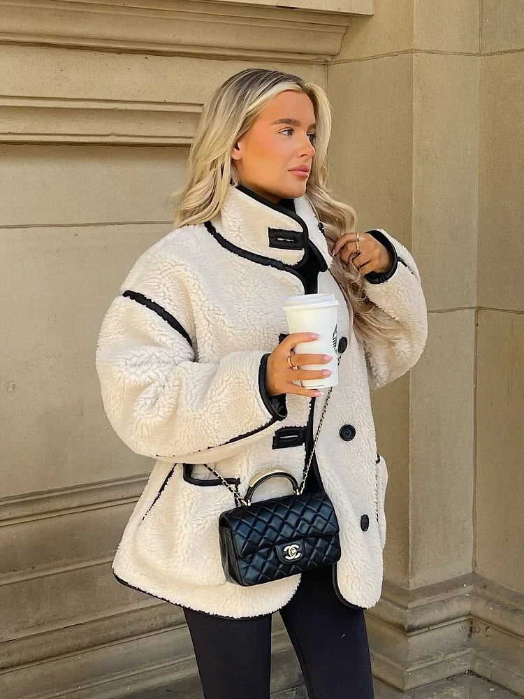Dam Teddy Oversize Jacka – Trendig och Mysig Vinterjacka för Stad och Fritid
