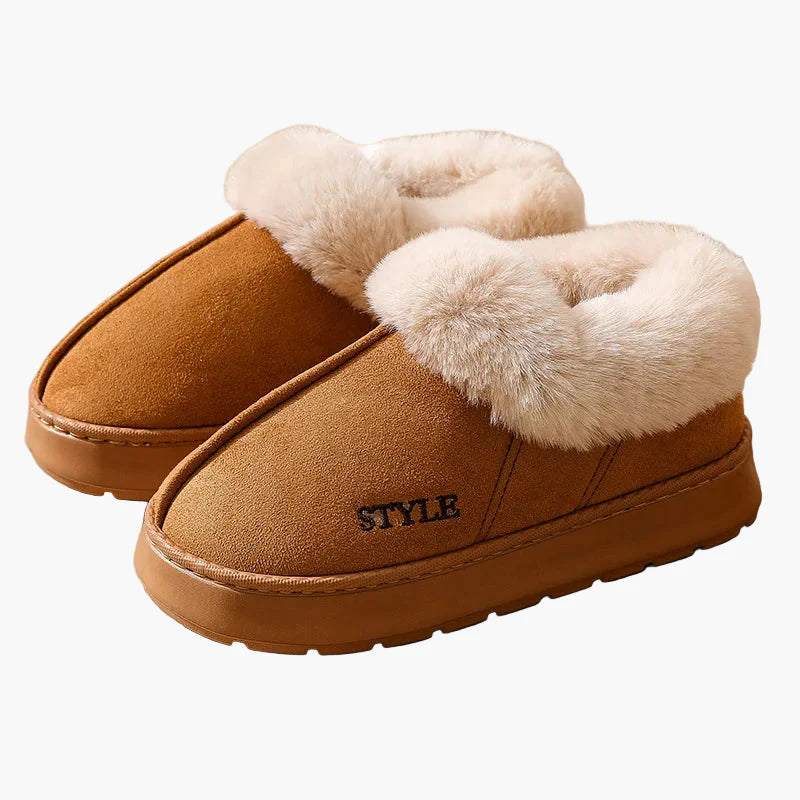 Damtofflor för vinter inomhus och utomhus – mysiga och halksäkra med elegant pälsdetalj
