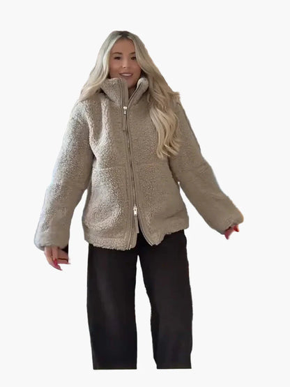 Dam Teddyjacka Oversized Vinterstil – Trendig och Mysig Ytterjacka för Kallt Väder
