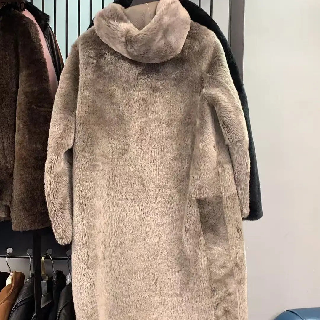 Brun Lång Huvkappa med Mjuk Yta och Knappstängning