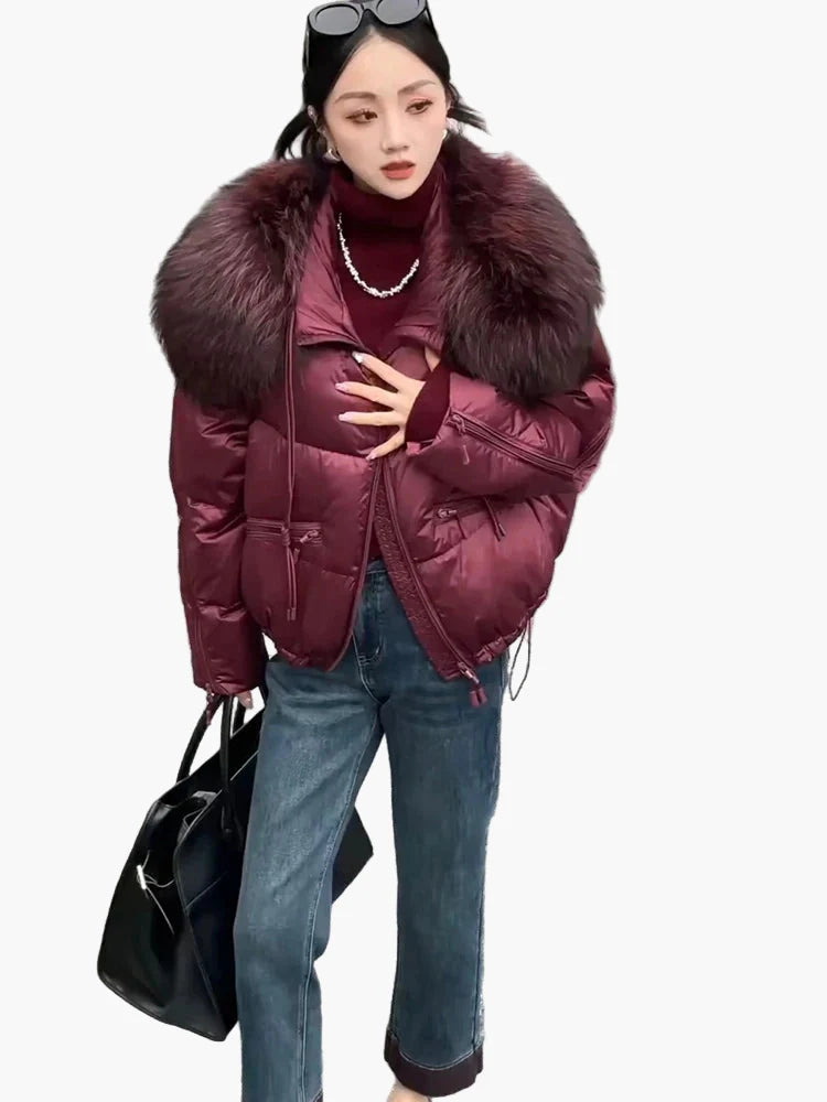 Damjacka Vinter Puffer med Stilig Pälsdetalj och Modern Design